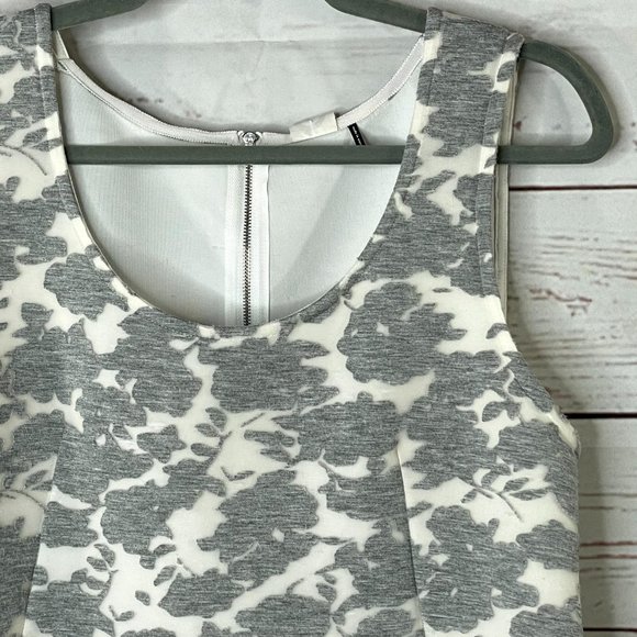 Anthropologie Akemi + Kin Floral Peplum Top - Picture 3 of 15